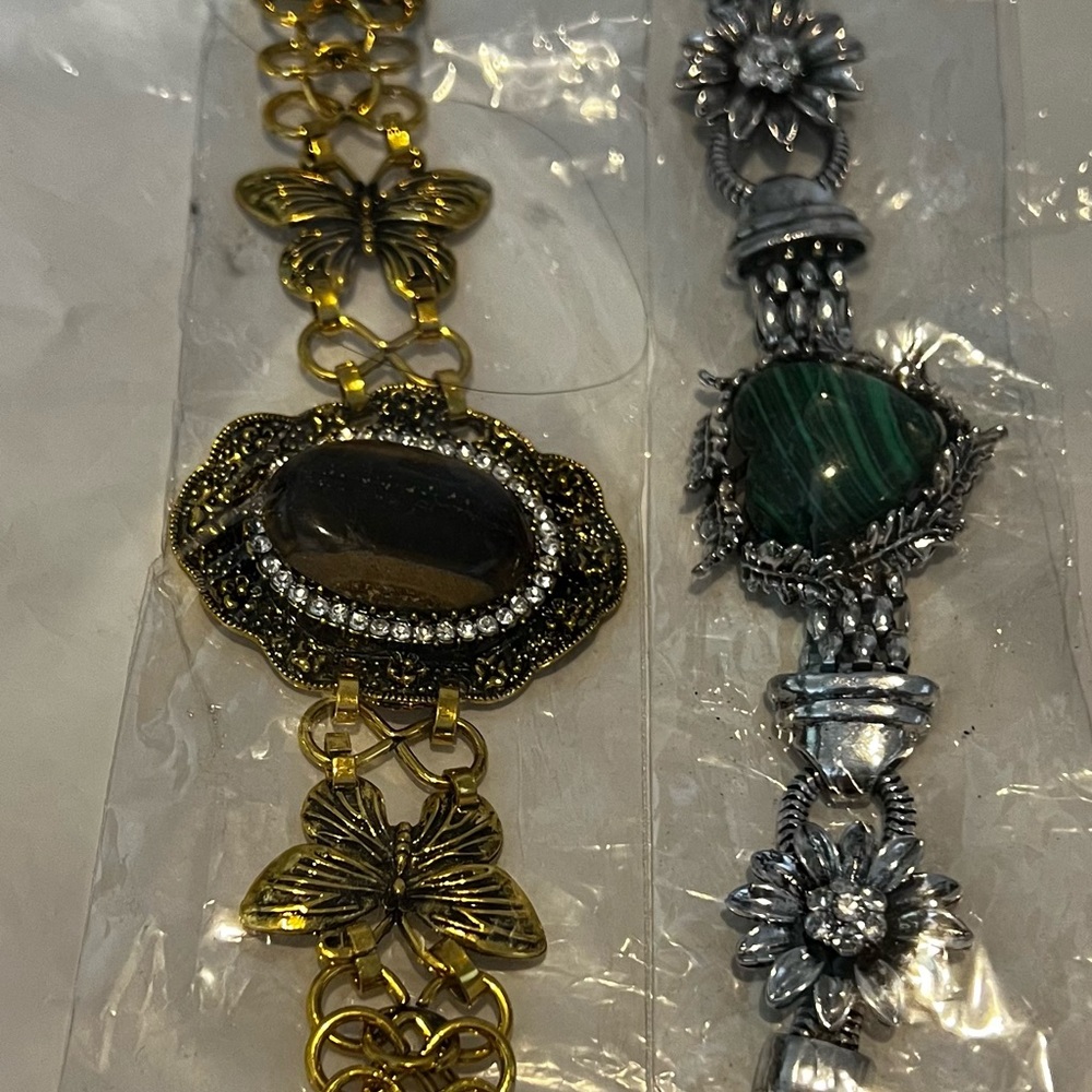 Girl’s Fashion Jewelry with tag